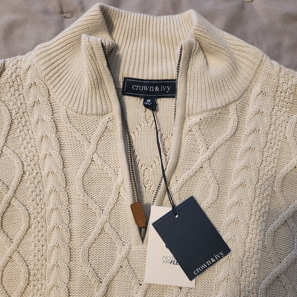 Crown & Ivy 1/4 Zip Pullover - Picture 3 of 3